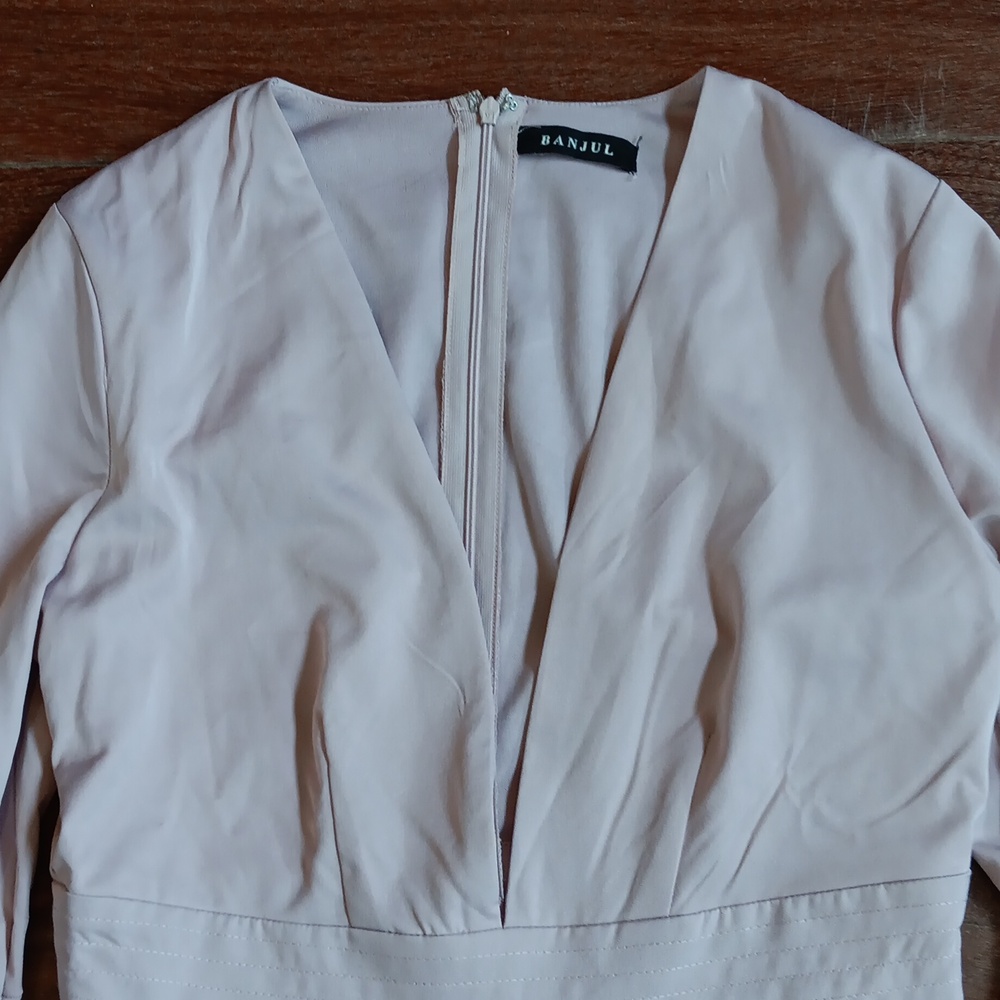 Sculptural Sleeve Top - Picture 4 of 6